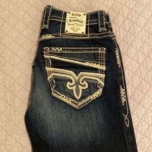 ROCK REVIVAL- Arran Relaxed Straight Jean